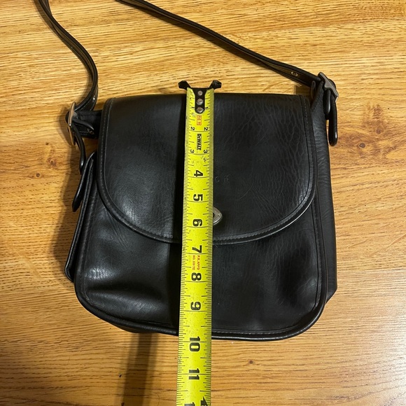 Vintage Coach Flap Front Shoulder Bag Crossbody Black Leather RARE - Picture 9 of 13